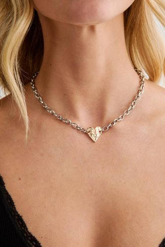 Textured Heart Chunky Chain Necklace - One Size - Nasty Gal - Modalova