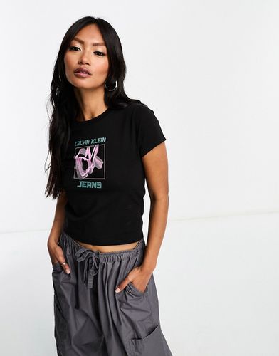 Hyper Real - T-shirt ajusté style années 2000 - Calvin Klein Jeans - Modalova