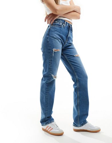 Jean droit à taille haute - moyen délavé - Calvin Klein Jeans - Modalova