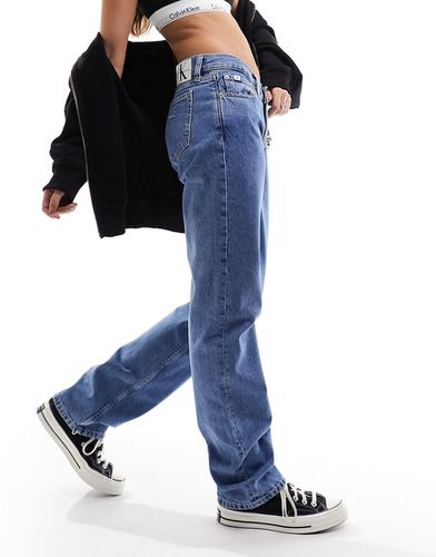 Jean droit taille basse - Délavage moyen - Calvin Klein Jeans - Modalova