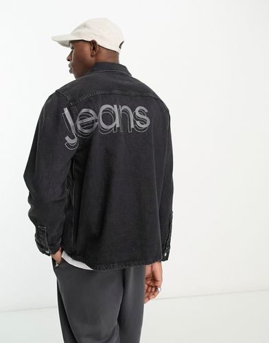 Surchemise avec logo vertical audacieux - Calvin Klein Jeans - Modalova