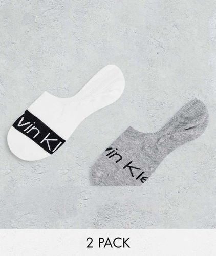 Lot de 2 paires de chaussettes invisibles avec logo - /gris - Calvin Klein - Modalova