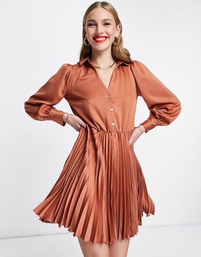 Robe chemise courte plissée - Rouille - Closet London - Modalova