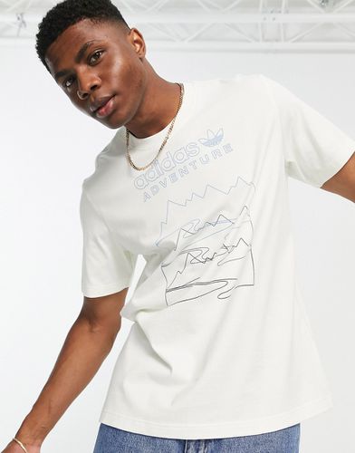 Adventure - T-shirt à imprimé montagne - cassé - Adidas Originals - Modalova