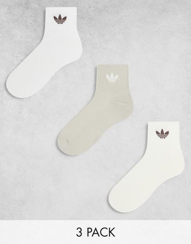 Lot de 3 paires de chaussettes à logo trèfle - Tons neutres - Adidas Originals - Modalova