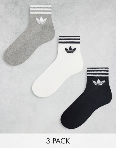 Lot de 3 paires de chaussettes hauteur chevilles - Blanc, gris et noir - Adidas Originals - Modalova