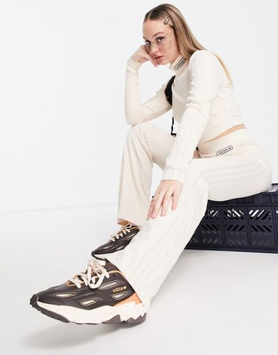 Retro Luxury - Pantalon évasé côtelé - cassé - adidas Originals - Modalova