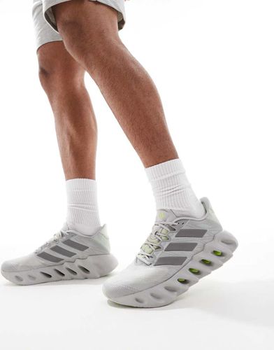 Adidas Running - Switch FWD 2 - Baskets - Blanc et vert - Adidas Performance - Modalova