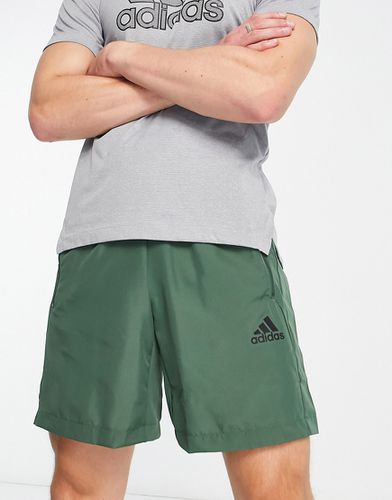 Adidas Training - Badge of Sport - Short à logo - Kaki - Adidas Performance - Modalova