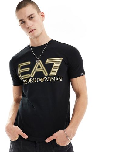 Armani - T-shirt avec grand logo doré sur le devant - Ea7 - Modalova
