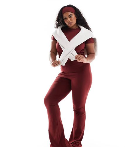 Curve - Icon - Legging évasé slim doux au toucher - Bordeaux - Asos 4505 - Modalova