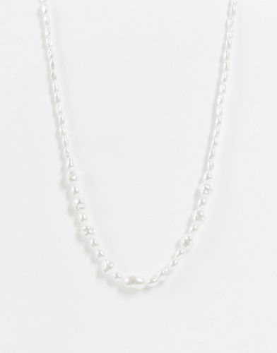 Collier croix à perles fantaisie - Asos Design - Modalova