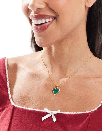 Collier en acier inoxydable imperméable avec pendentif caur en émail - Asos Design - Modalova