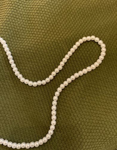 Collier orné de perles fantaisie 6 mm en verre - Asos Design - Modalova