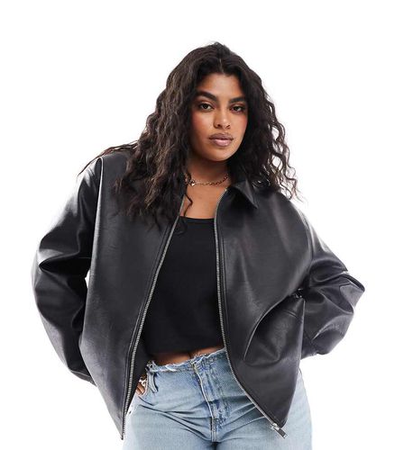 ASOS DESIGN Curve - Blouson Harrington zippé imitation cuir - Asos Curve - Modalova