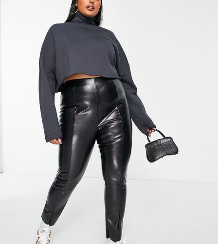 Curve - Pantalon ultra ajusté en imitation cuir - Asos Design - Modalova