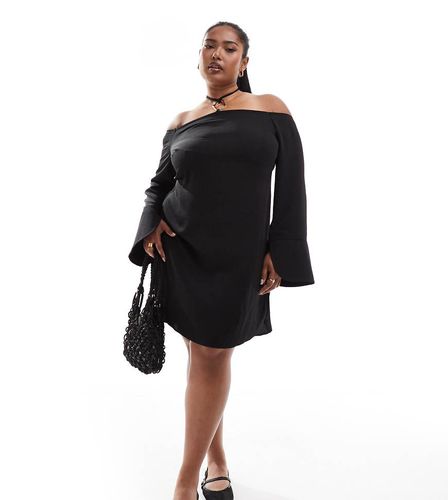 ASOS DESIGN Curve - Robe courte à épaules dénudées et encolure américaine avec ourlet arrondi et détail métallique - Asos Curve - Modalova