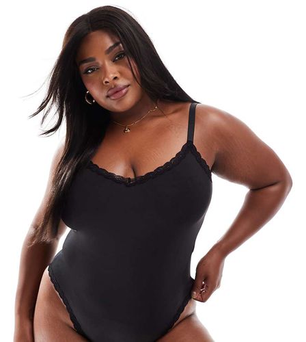 ASOS DESIGN Curve - Tia - Body en microfibre ultra douce à bordures dentelle - Asos Curve - Modalova