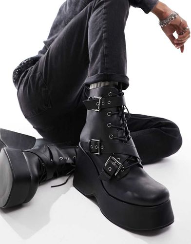 Bottes à talons compensés en imitation cuir avec boucles - Asos Design - Modalova