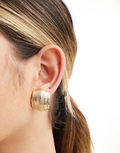 Boucles d'oreilles à détail ondulé strié vintage - Asos Design - Modalova