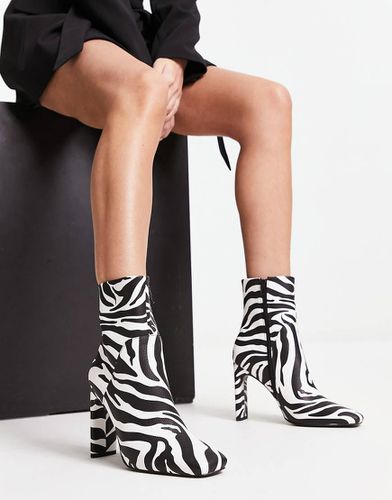 Embassy - Bottines à talon haut et imprimé zébré - Asos Design - Modalova