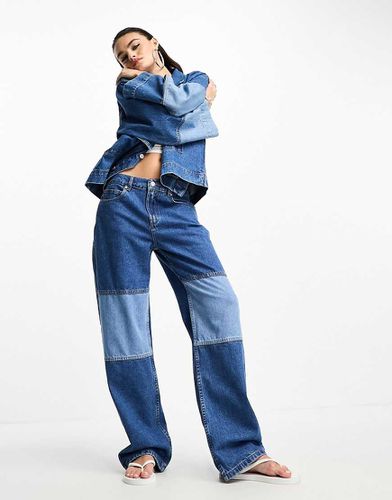 Jean boyfriend d'ensemble coupe baggy effet patchwork - Asos Design - Modalova