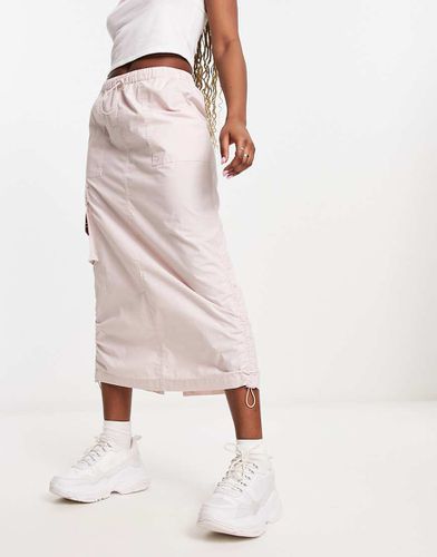 Jupe cargo longue froncée sur le côté - Asos Design - Modalova