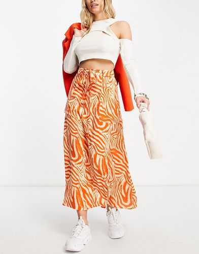 Jupe portefeuille longue avec poches et imprimé zèbre - Orange - Asos Design - Modalova