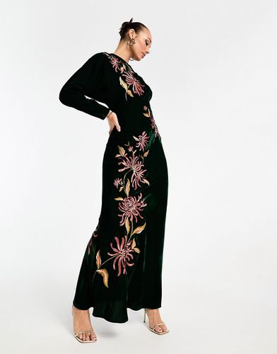 Modesty - Robe longue en velours avec broderies fleuries et manches chauve-souris - forêt - Asos Design - Modalova
