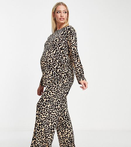 ASOS DESIGN Maternity - Pyjama en viscose avec top manches longues et pantalon large à imprimé léopard - Asos Maternity - Modalova