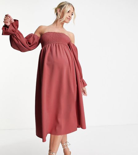 ASOS DESIGN Maternity - Robe mi-longue avec corsage froncé et manches blousantes - Rose foncé - Asos Maternity - Modalova