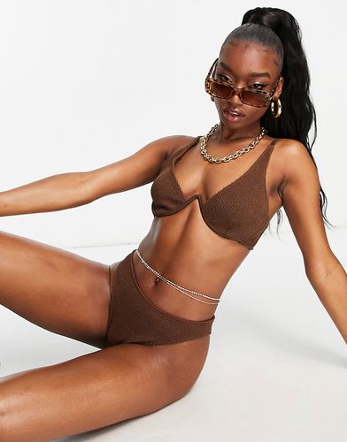 Mix and Match - Haut de bikini effet froissé avec armature en V - chocolat - Asos Design - Modalova
