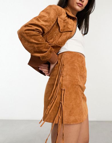 Mini-jupe en daim véritable à franges - Fauve - Asos Design - Modalova