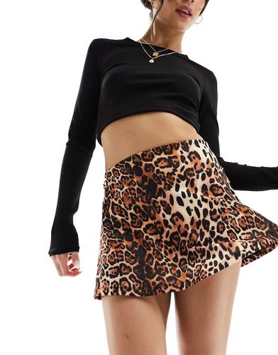 Mini jupe-short à motif léopard - Asos Design - Modalova