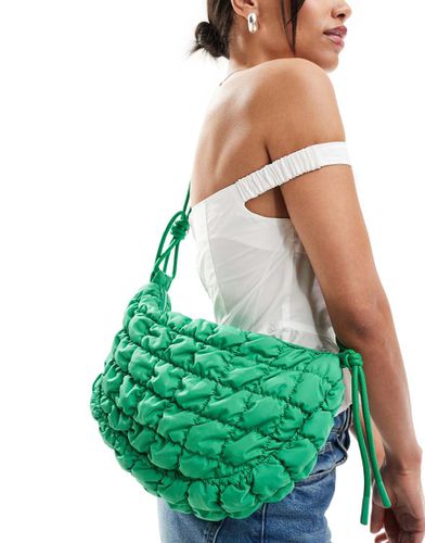 Sac bandoulière en nylon froncé - Asos Design - Modalova