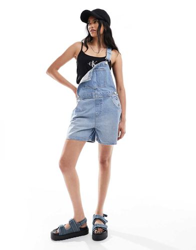 Salopette short en jean - moyen - Asos Design - Modalova