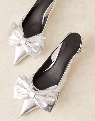 Secret - Chaussures à petit talon et bride arrière avec naud - Asos Design - Modalova