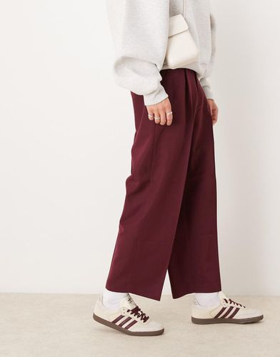 Pantalon bouffant habillé à plis devant - Bordeaux - Asos Design - Modalova