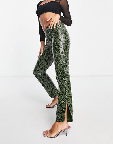 Pantalon droit à taille basse en imitation cuir imprimé peau de serpent - Asos Design - Modalova