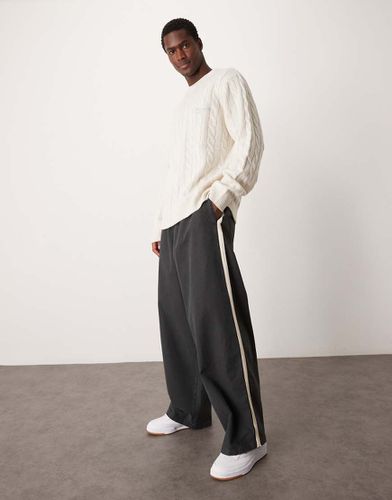 Pantalon oversize coupe ballon à bande latérale - Anthracite - Asos Design - Modalova