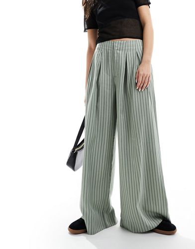 Pantalon large à pinces et rayures - Vert sauge - Asos Design - Modalova