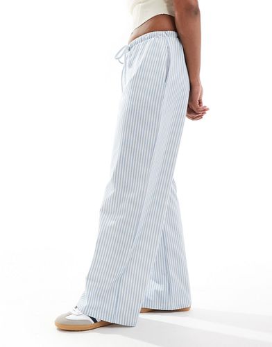 Pantalon large noué à la taille - Rayures - Asos Design - Modalova