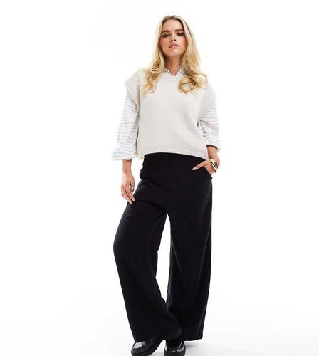 ASOS DESIGN Petite - Pantalon ajusté en lin mélangé avec pinces et taille haute - Asos Petite - Modalova