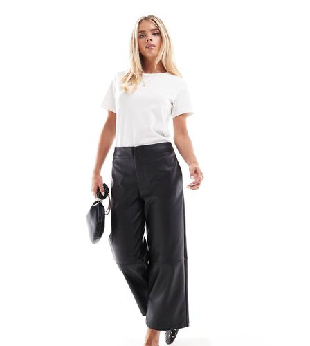 ASOS DESIGN Petite - Pantalon court en similicuir - Asos Petite - Modalova