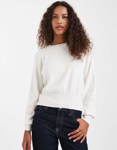 Pull ras de cou en maille avec taille cintre - Crme - Asos Design - Modalova
