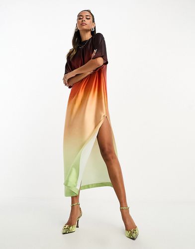 Robe t-shirt mi-longue oversize en satin - Imprimé dégradé - Asos Design - Modalova