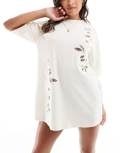 Robe t-shirt courte de plage à empiècements en broderie anglaise - Crème - Asos Design - Modalova