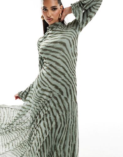 Robe trapèze longue à col montant et manches longues - Rayures kaki - Asos Design - Modalova