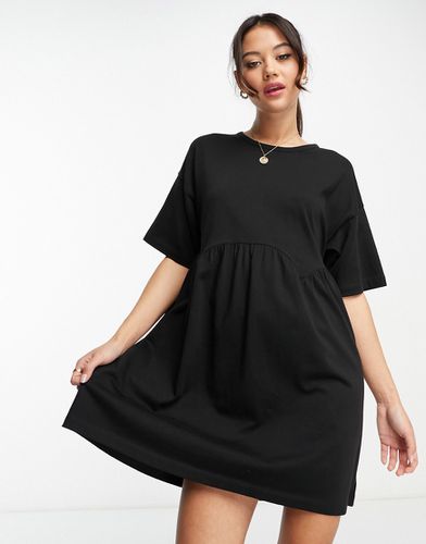 Robe babydoll courte à manches courtes et coutures apparentes - Noir - Asos Design - Modalova