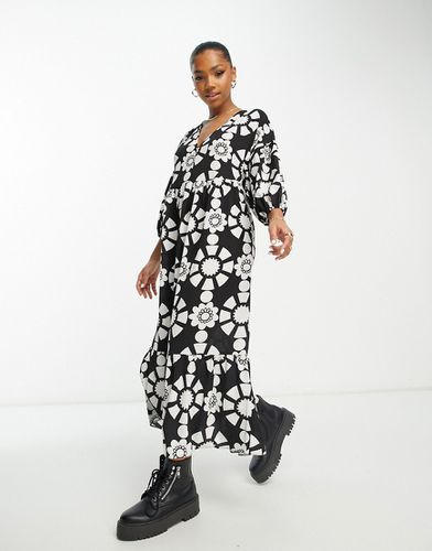 Robe babydoll mi-longue à enfiler avec imprimé abstrait - Noir et blanc - Asos Design - Modalova